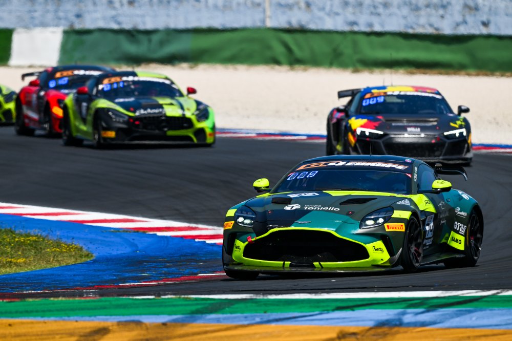 GT4(3)